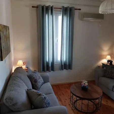 Happy House-comfortable In Vathi Square Tatil Evi