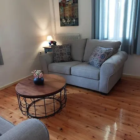 Tatil Evi Happy House-comfortable In Vathi Square *