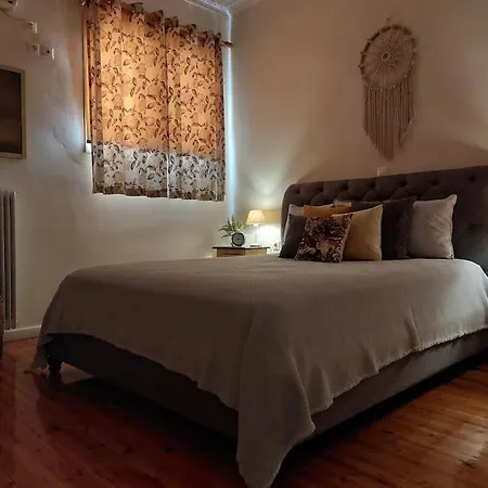 Tatil Evi Happy House-comfortable In Vathi Square Katomerion