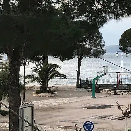 Happy House-comfortable In Vathi Square Tatil Evi
